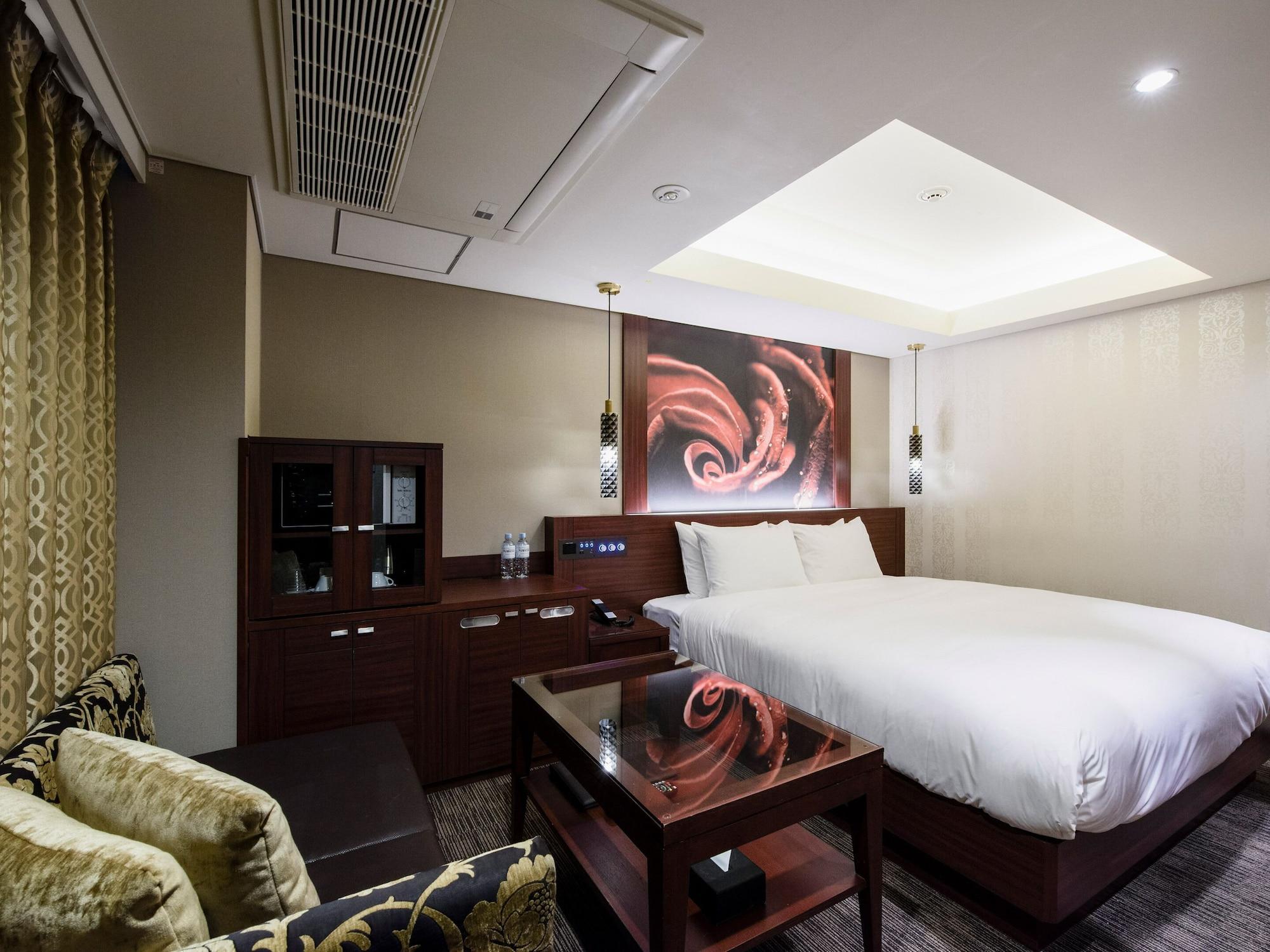 Meguroholic Hotel Tokyo Ngoại thất bức ảnh